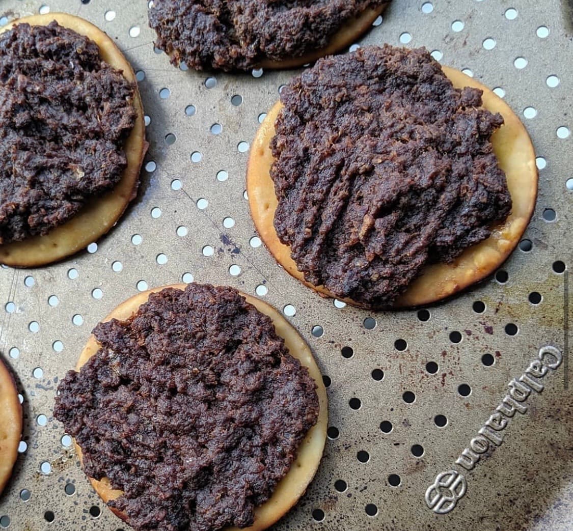 Topped mini pizzas made with Mazor's dough